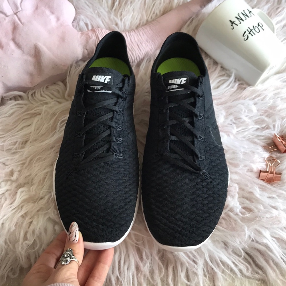 NWT Nike Free Trainers Flyknit 2 - Picture 3 of 8